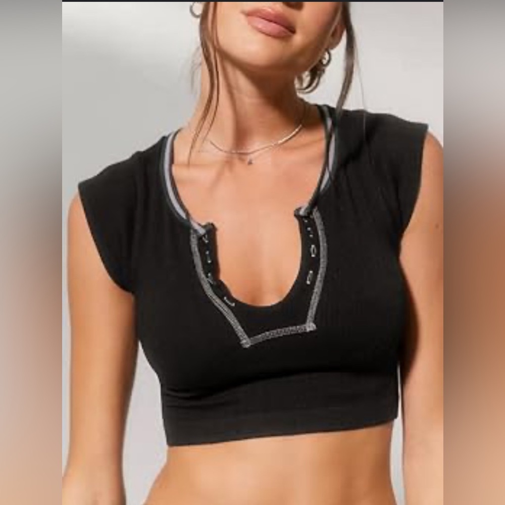 Black Women's Crop Top